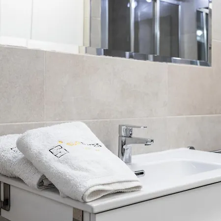 Pyr Estudio Con Parking Y Piscina Todo El Ano By Sur 아파트 푸엔히롤라