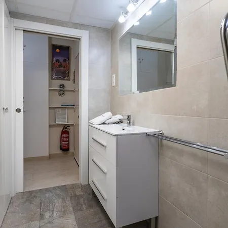 Pyr Estudio Con Parking Y Piscina Todo El Ano By Sur 아파트