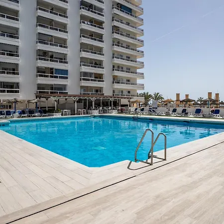 Pyr Estudio Con Parking Y Piscina Todo El Ano By Sur شقة